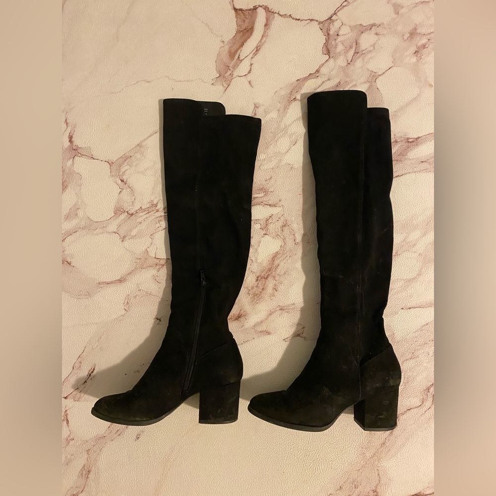 Over the knee, suede, heels